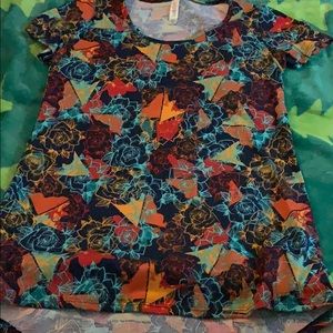 LuLaRoe Classic tee